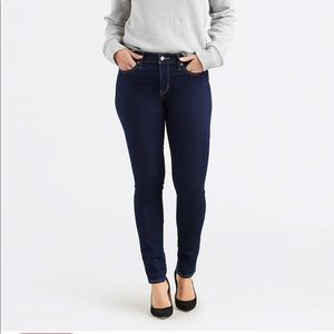 NEW Levis 311 Shaping Skinny Jean- 28